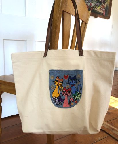 A patch pocket stitched to a market tote.