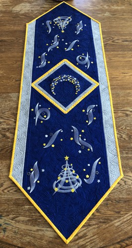 Quilted Tablerunner with Night Sky Embroidery