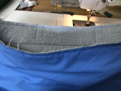 Stitch together, seam allowance 1/4".