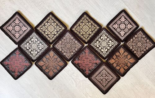 The squares are layed out in the order as they should be assembles.
