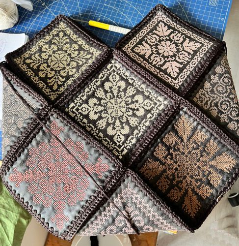 Connected squares.