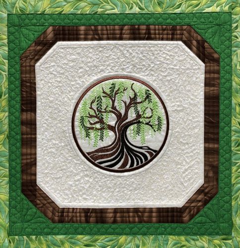 A close-up of the embroidery and quilting stitches.