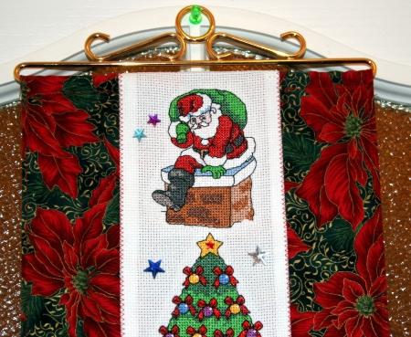 Wall Hanging with Christmas Miniatures image 7
