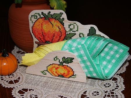 Pumpkin Napkin Holder image 12