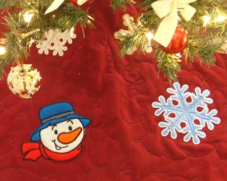 Christmas Felt Tree Skirt with Appliqué image 9