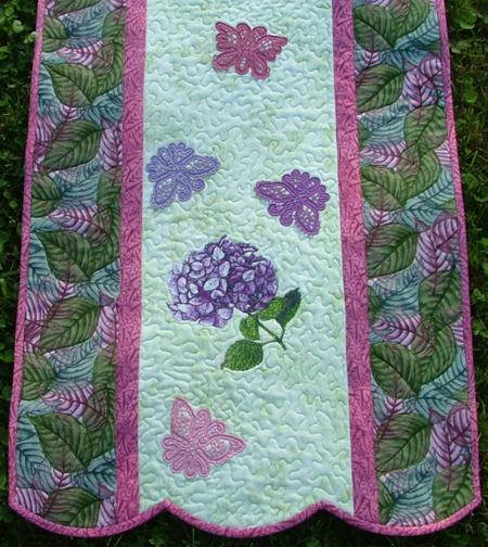 Hydrangea Table Runner image 6