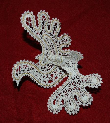 FSL Battenberg Dove Lace Ornament image 3