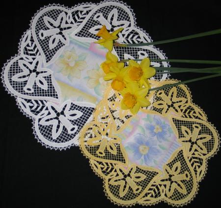 FSL Battenberg Daffodil Lace Doily image 1