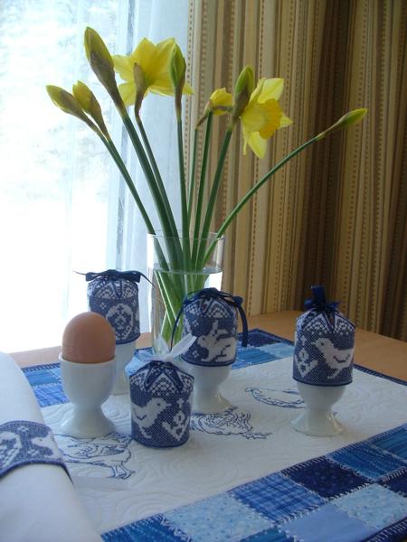 Assisi Egg-Caps and Napkin Rings image 8