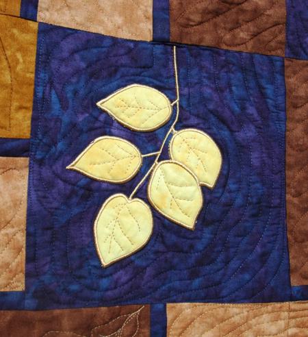 Autumn Leaf Bed Quilt image 15