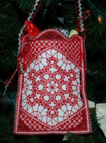 FSL Battenberg Lace Christmas Gift Bag image 2