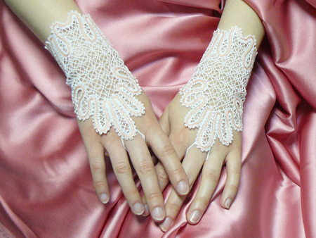FSL Battenberg Bridal Fingerless Lace Gloves image 5