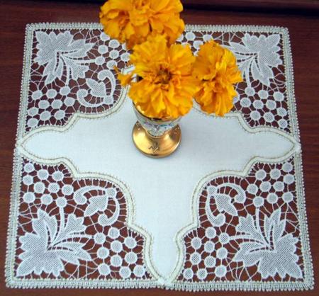 Table Linen with Battenberg Grapes Lace Corner image 1