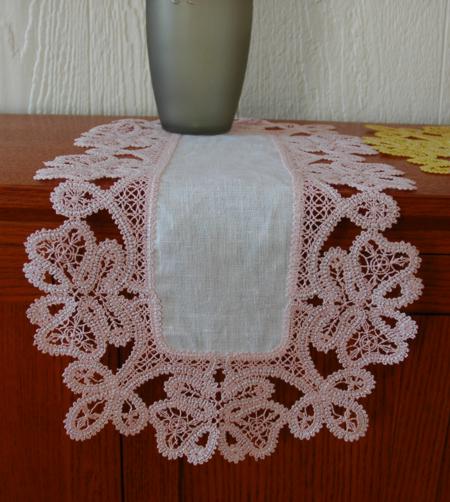 Table Linen with Battenberg Butterfly Border Lace image 2