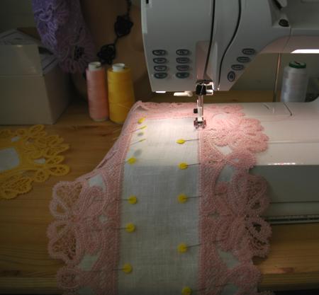 Table Linen with Battenberg Butterfly Border Lace image 6
