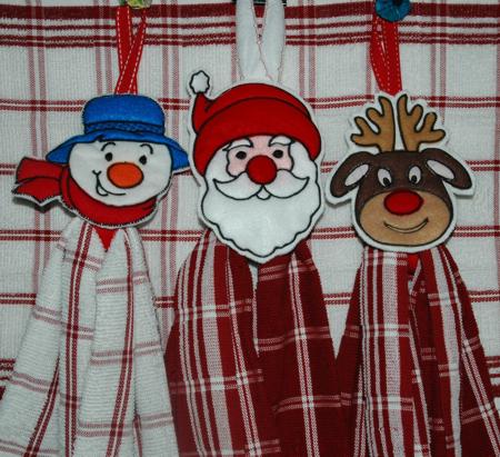 Christmas Towel Hangers image 13