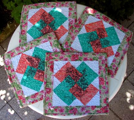 Placemats Quilted with Flower Redwork image 1